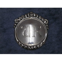 Silver Coat badge no 7, 5.2x4.5 cm